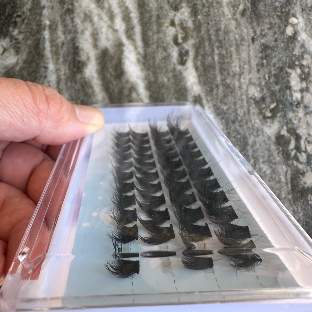Eyelash Clusters Set - Picture 6 of 6